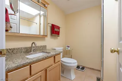 1702 Southpointe Circle NE, Canton, OH 44714 - Photo 25