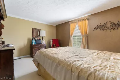 1702 Southpointe Circle NE, Canton, OH 44714 - Photo 17