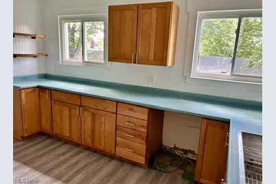 1411 Logan Avenue NW, Canton, OH 44703 - Photo 3