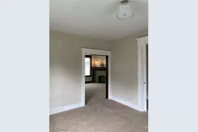 1411 Logan Avenue NW, Canton, OH 44703 - Photo 5