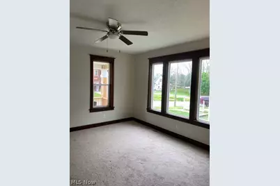 1411 Logan Avenue NW, Canton, OH 44703 - Photo 7