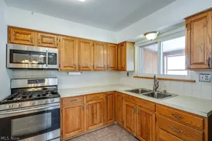 3532 Gary Dr, Mogadore, OH 44260 - Photo 13