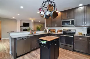 10797 Meadowgrass Rd, Strongsville, OH 44149 - Photo 19