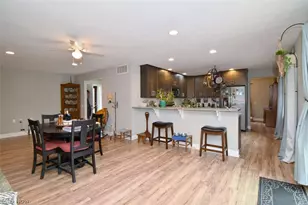 10797 Meadowgrass Rd, Strongsville, OH 44149 - Photo 17