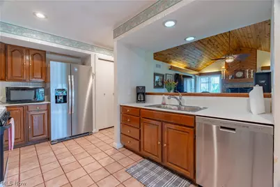 3445 Cornwall Drive, Canton, OH 44708 - Photo 11