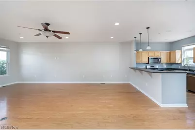 323 California Avenue, Lorain, OH 44052 - Photo 11