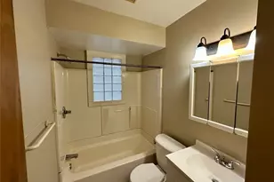 469 Kathleen St, Akron, OH 44303 - Photo 7
