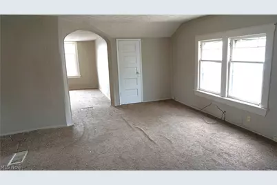 1635 Triplett Boulevard, Akron, OH 44306 - Photo 11