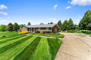 49325 S Park Cir, East Liverpool, OH 43920 - Photo 3