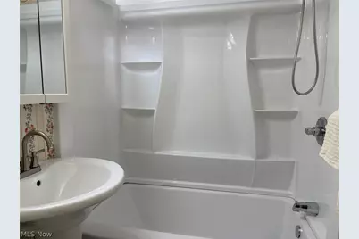 59 S Pershing Avenue, Akron, OH 44313 - Photo 11