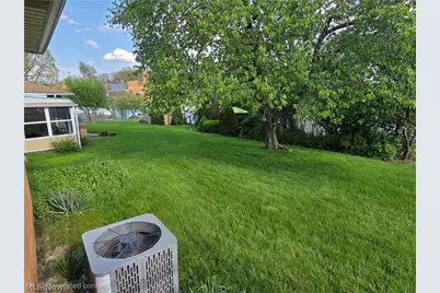 1423 Roanoke Drive, Parma, OH 44134 - Photo 9