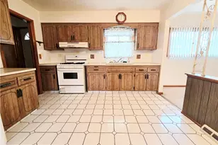 1423 Roanoke Dr, Parma, OH 44134 - Photo 13