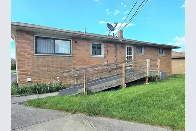 1423 Roanoke Drive, Parma, OH 44134 - Photo 7
