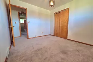 1423 Roanoke Dr, Parma, OH 44134 - Photo 29