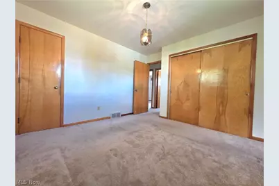 1423 Roanoke Drive, Parma, OH 44134 - Photo 23