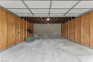 23885 David Dr, North Olmsted, OH 44070 - Photo 29