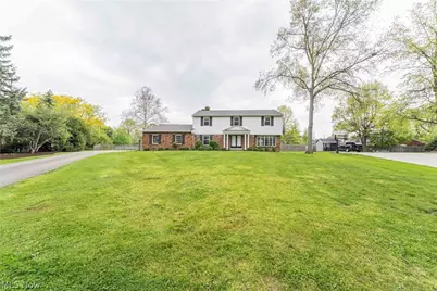 1622 Seven Oaks Drive, Lyndhurst, OH 44124 - Photo 3