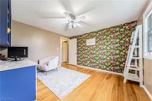 1622 7 Oaks Dr, Lyndhurst, OH 44124 - Photo 27