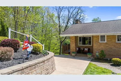 12977 W Pleasant Valley Road, Parma, OH 44130 - Photo 3