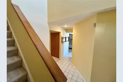 7679 Creekwood Drive, North Royalton, OH 44133 - Photo 11