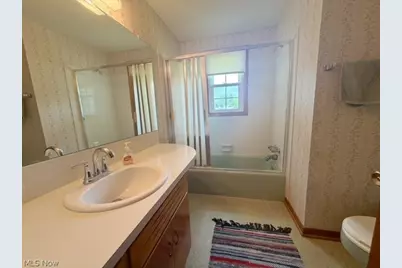 1172 2nd Street SW, New Philadelphia, OH 44663 - Photo 9