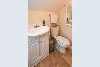 10124 Keswick Drive, Parma Heights, OH 44130 - Photo 23