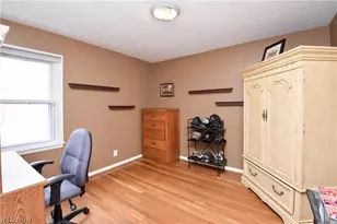 10124 Keswick Dr, Parma Heights, OH 44130 - Photo 17