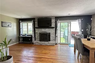 10124 Keswick Dr, Parma Heights, OH 44130 - Photo 11