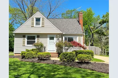10124 Keswick Drive, Parma Heights, OH 44130 - Photo 1