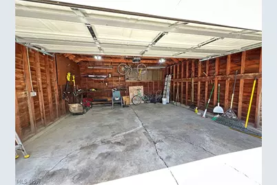 10124 Keswick Drive, Parma Heights, OH 44130 - Photo 43