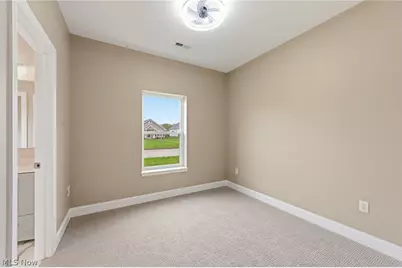 649 Southbay Drive, Wadsworth, OH 44281 - Photo 13