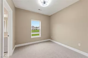 649 Southbay Dr, Wadsworth, OH 44281 - Photo 13