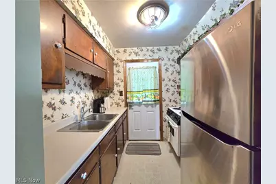 8465 Blackrun Road, Nashport, OH 43830 - Photo 17