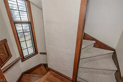 3306 Grenway Road, Huber Heights, OH 44122 - Photo 37