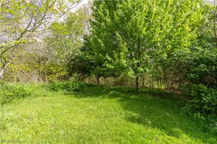 3474 Dauphin Dr NE, Canton, OH 44721 - Photo 41