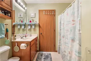 3474 Dauphin Dr NE, Canton, OH 44721 - Photo 21