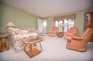 9075 Redhawk Dr, Streetsboro, OH 44241 - Photo 7
