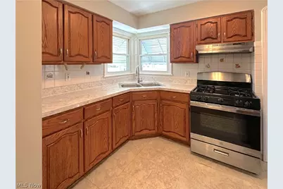 20120 Wilmore Avenue, Euclid, OH 44123 - Photo 5