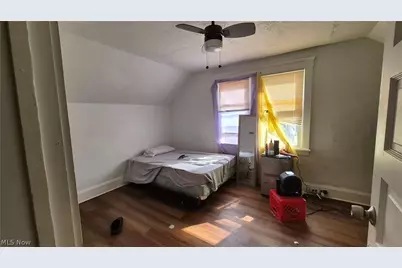 2048 W 105th Street, Loveland, OH 44102 - Photo 9