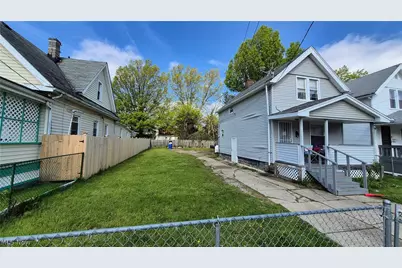 2048 W 105th Street, Loveland, OH 44102 - Photo 3