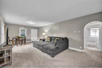 6854 Hillway Avenue NW, North Canton, OH 44720 - Photo 9