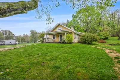 6854 Hillway Avenue NW, North Canton, OH 44720 - Photo 3