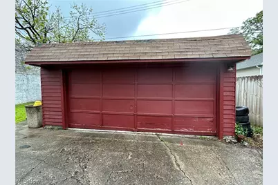 11721 Hamlen Avenue, Loveland, OH 44120 - Photo 3