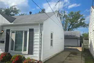 12812 Longmead Ave, Loveland, OH 44135 - Photo 17