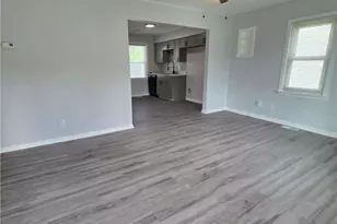 12812 Longmead Ave, Loveland, OH 44135 - Photo 3