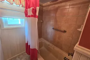 3923 Lake Rd, Youngstown, OH 44511 - Photo 15