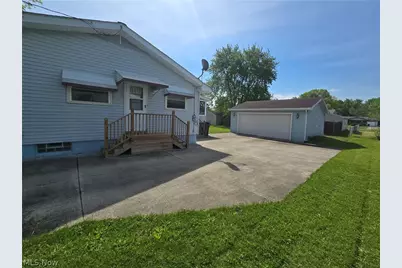 3923 Lake Road, Youngstown, OH 44511 - Photo 29