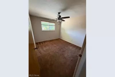 21459 Nottingham Drive, Fairview Park, OH 44126 - Photo 19