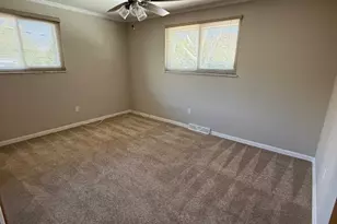 21459 Nottingham Dr, Fairview Park, OH 44126 - Photo 17