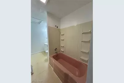 212 Main Street #1/2, Toronto, OH 43964 - Photo 5
